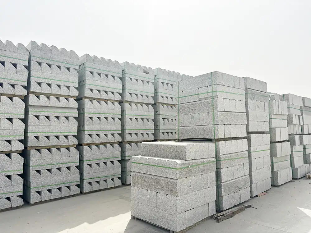 Granite rust stone curbstone  Granite rust stone curbstone