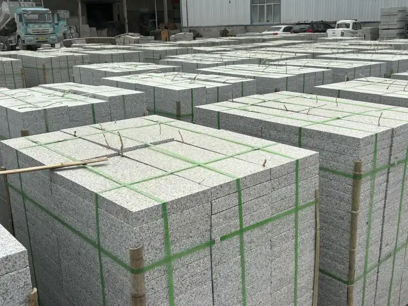 Natural granite paving stones Natural granite paving stones