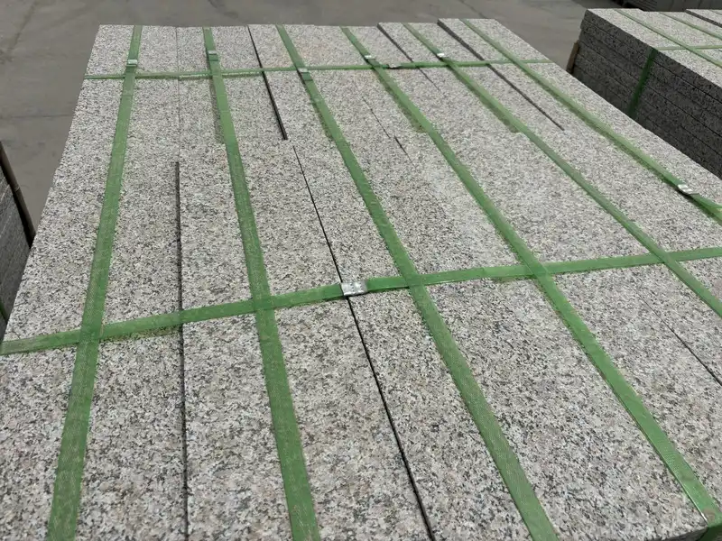 Lychee-faced granite square paving stones
