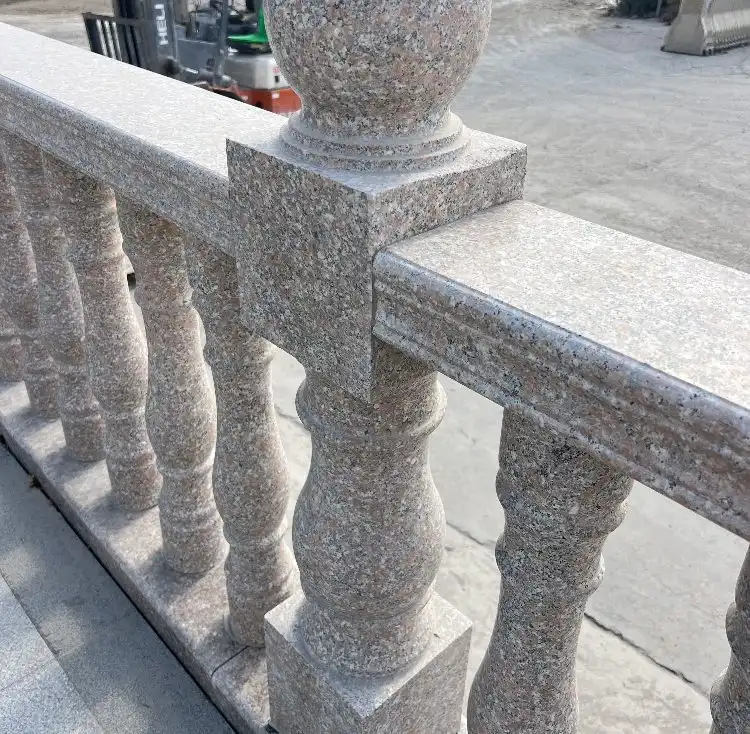 Wulian Red Roman Columns