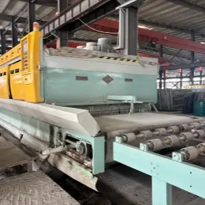 Thickness calibrator machine